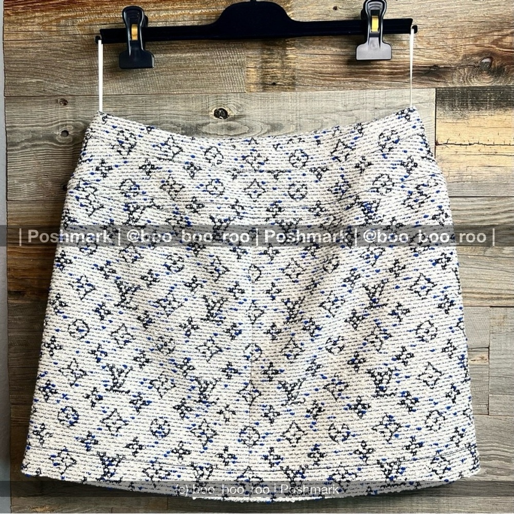 Louis Vuitton Monogram Logo Print, Mini Skirt, Ready-to-Wear, white & blue - Picture 2 of 15